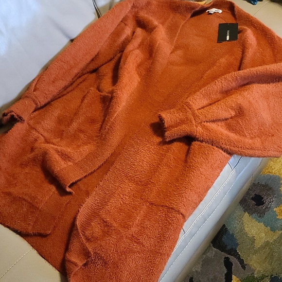 Rust Cardigan - Picture 3 of 9